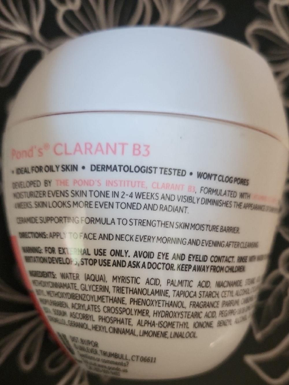 POND'S Clarant B3 Pink & White Moisturizer - Dark Spot Correcting Cream - Picture 2 of 2